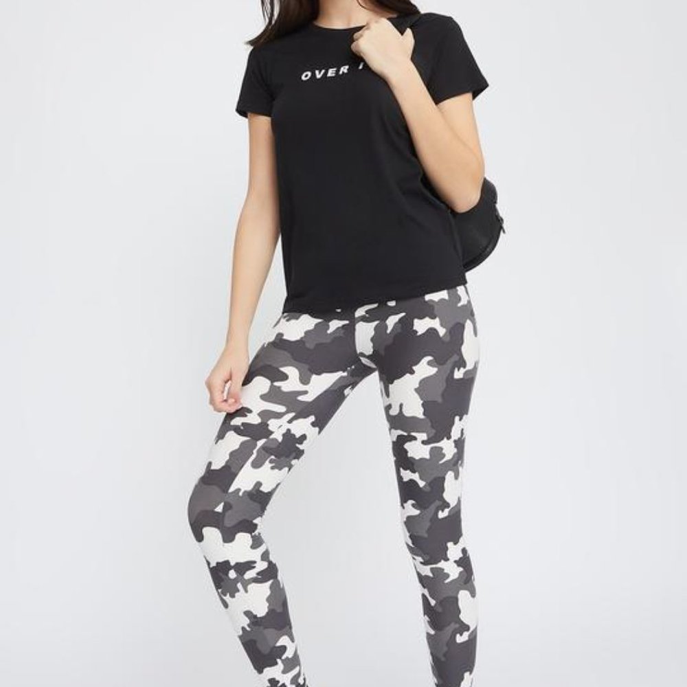 FREE With Purchase SWS Gray Camo Soft Leggings XL NWT